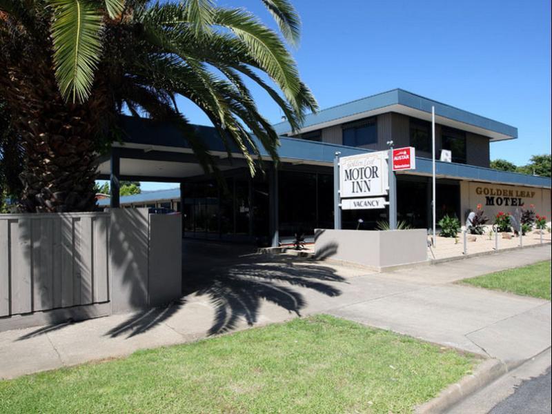 Golden Leaf Motel Myrtleford Exterior photo